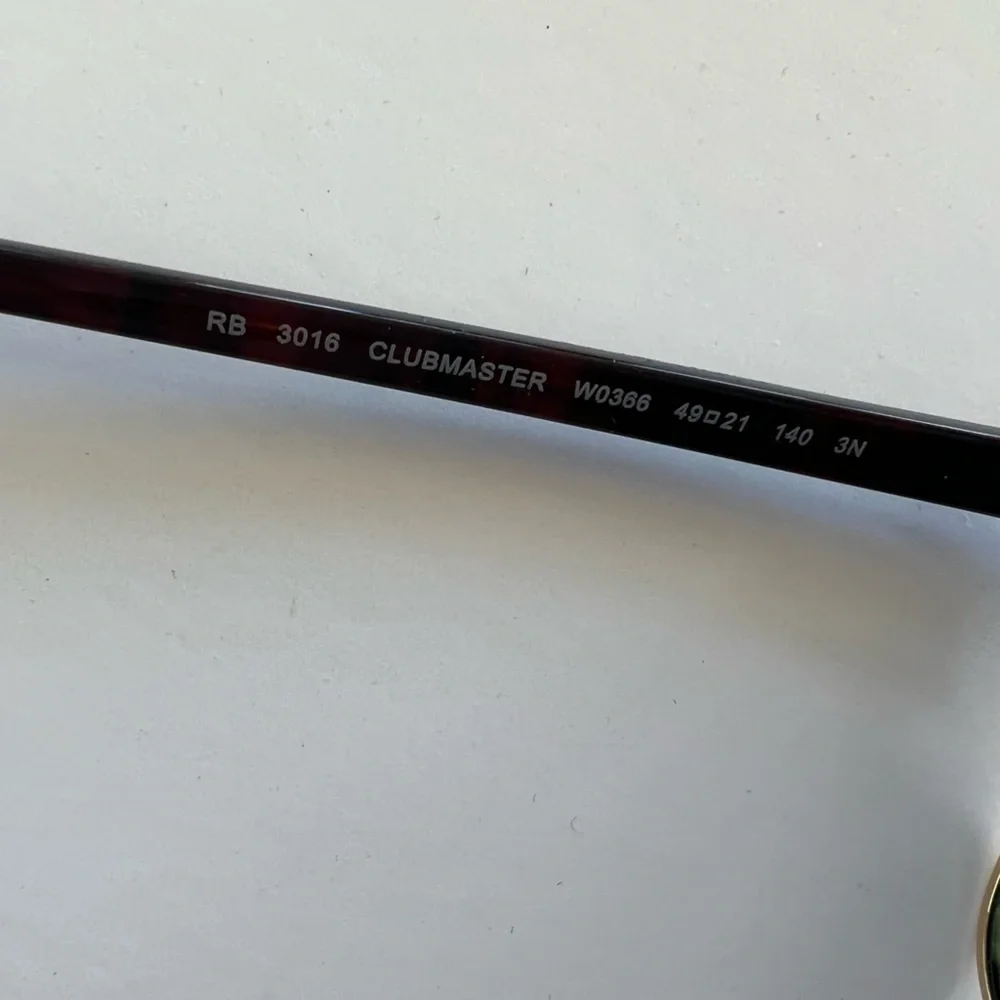 Ray-Ban new without